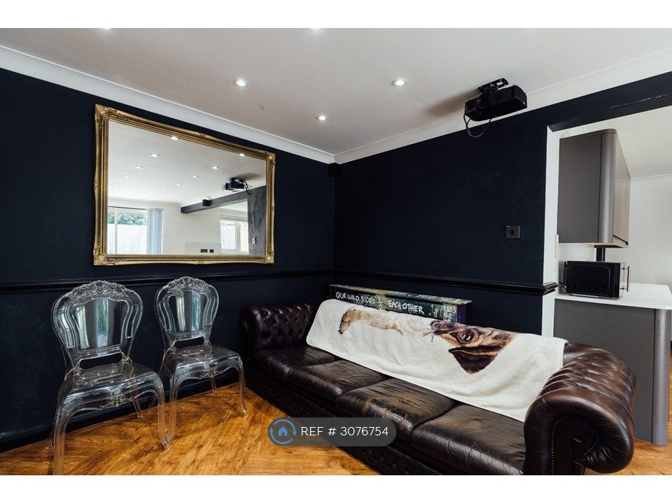 Property photo 1 of 35