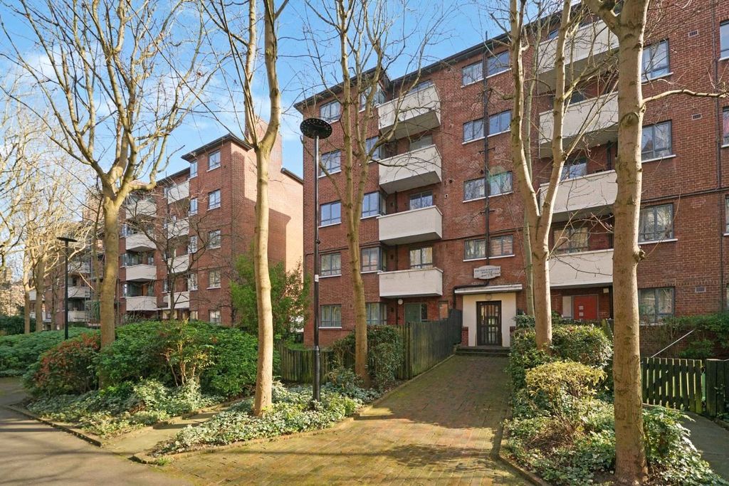 Property photo 3 of 15 Picture No. 13