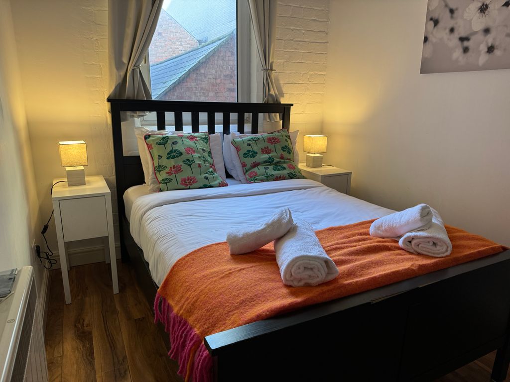 Property photo 1 of 24 Bedroom 