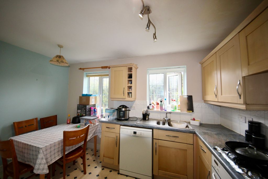 Property photo 3 of 13 Kitchen Diner