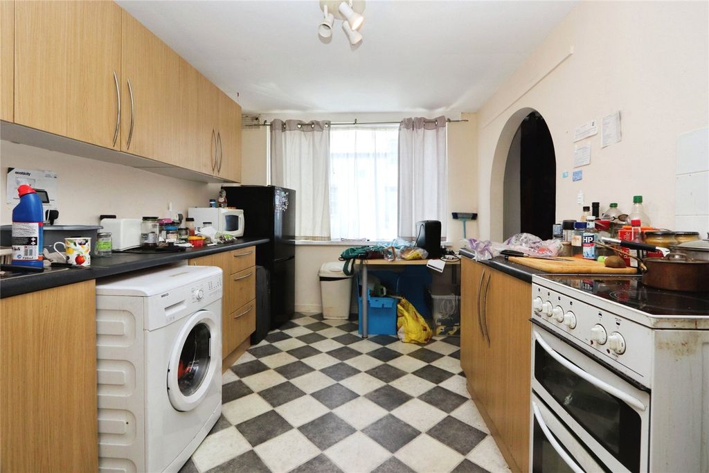 Property photo 2 of 8 Picture No. 01