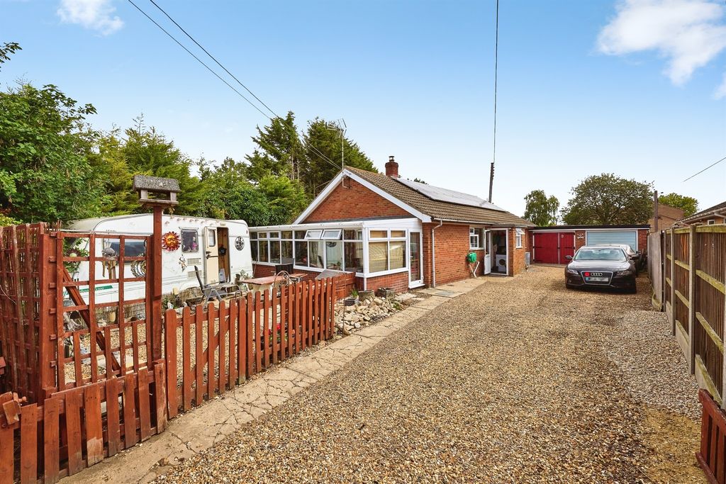 Property photo 1 of 12