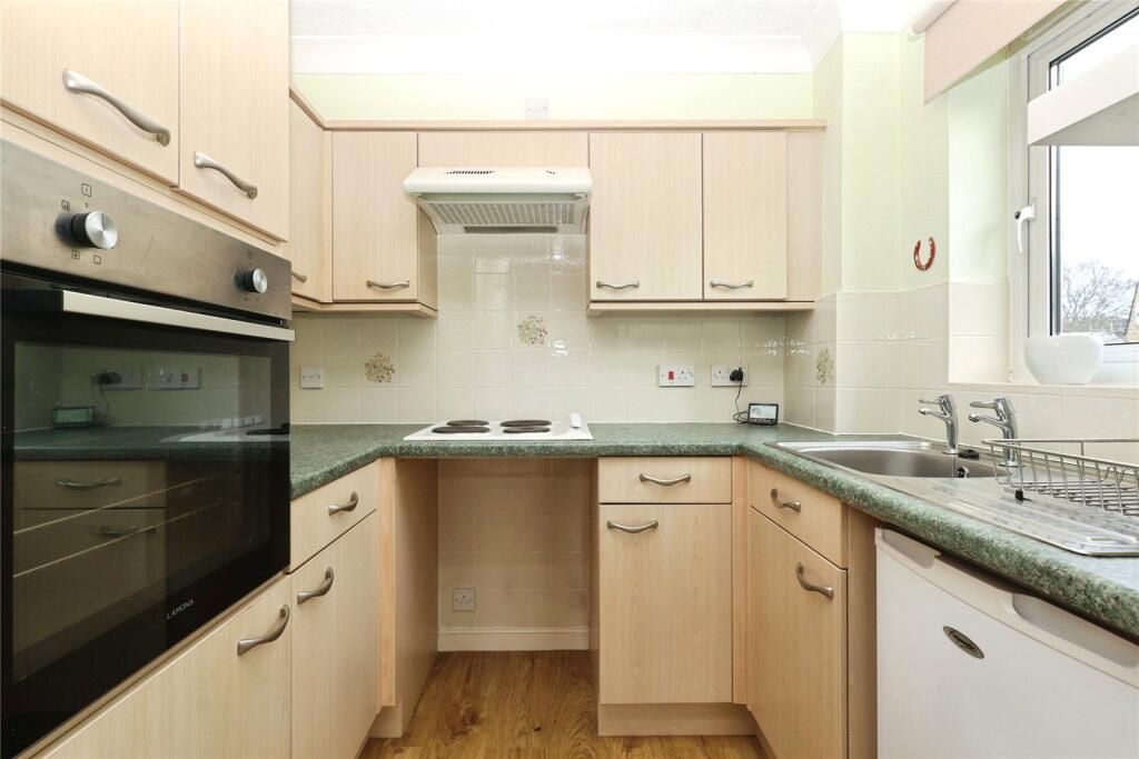 Property photo 3 of 14