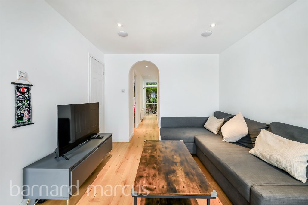 Property photo 2 of 14
