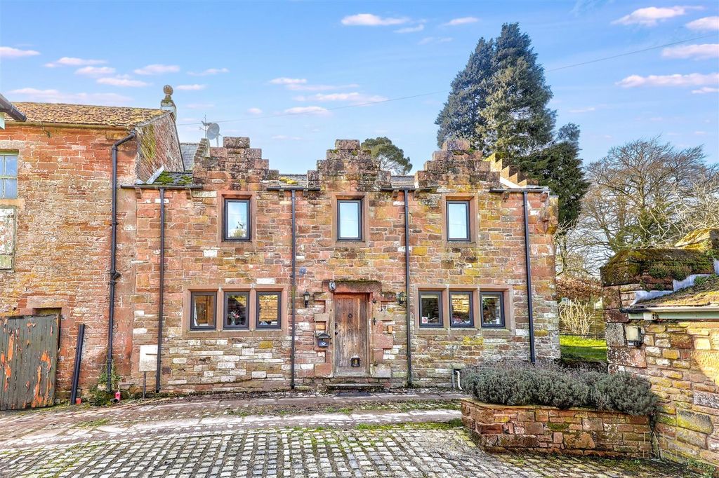 Property photo 1 of 15 Coach House Cottage