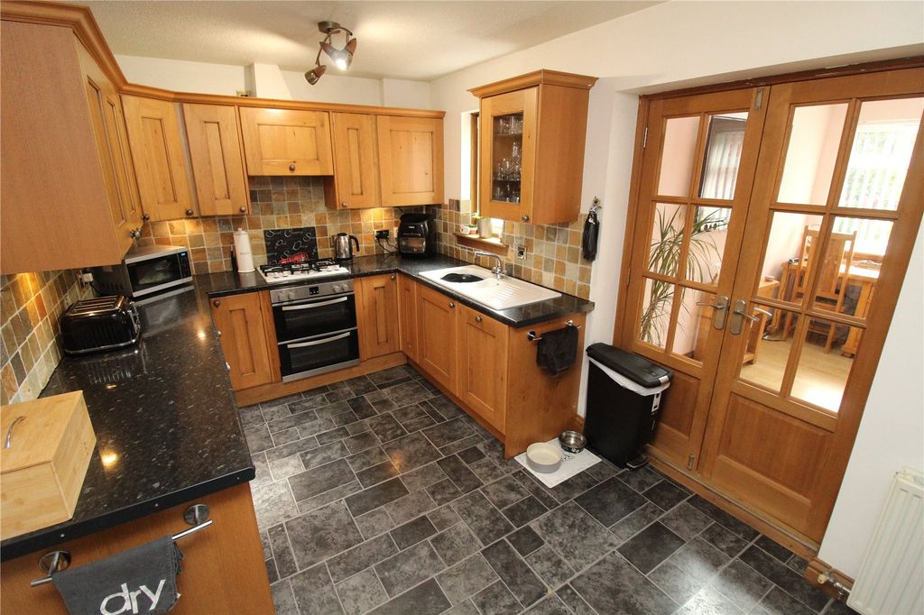 Property photo 3 of 13 Picture No. 26