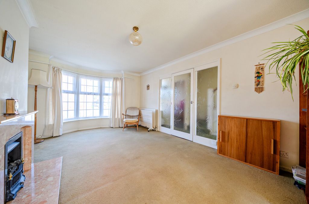 Property photo 2 of 12 1449047-4-69F20ce...