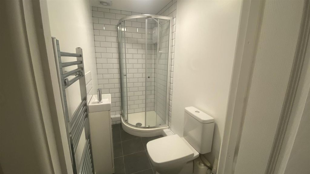 Additional image 4 of 1 bed flat to rentBush Row, Willesden House Bush Row SA61