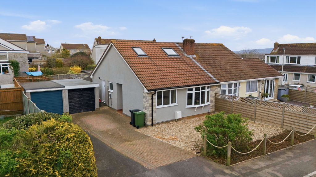 Property photo 1 of 31