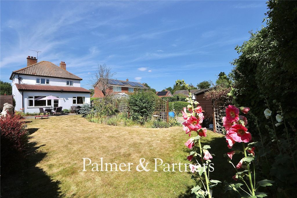 Property photo 3 of 32 Picture No. 03