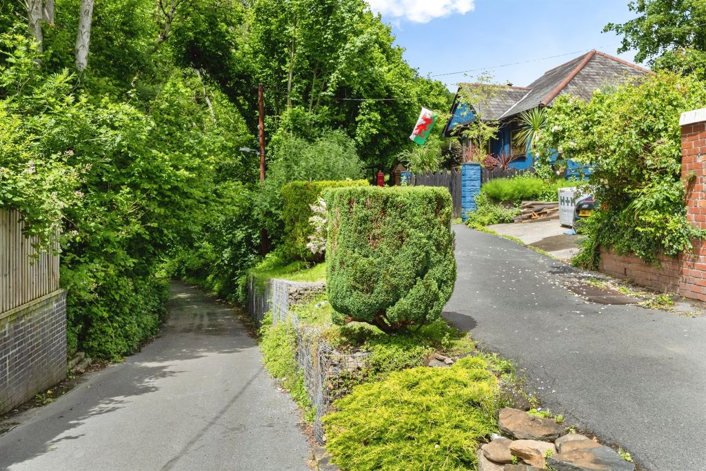 Additional image 18 of 3 bed detached bungalow for saleHeol Eithrim, Clydach, Swansea SA6