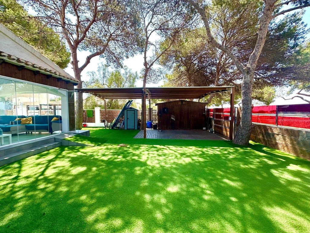 Property photo 1 of 31