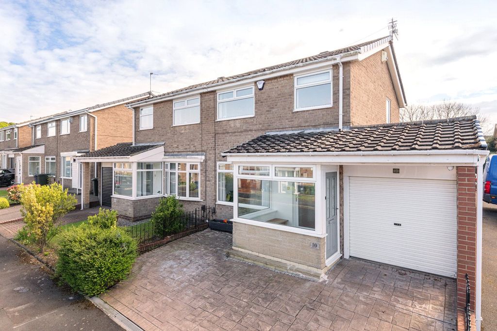 Property photo 1 of 14 Picture No. 11