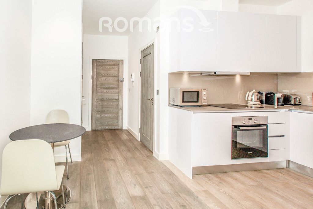 Property photo 1 of 9 8E205ba1-Cca3-42Dd-B