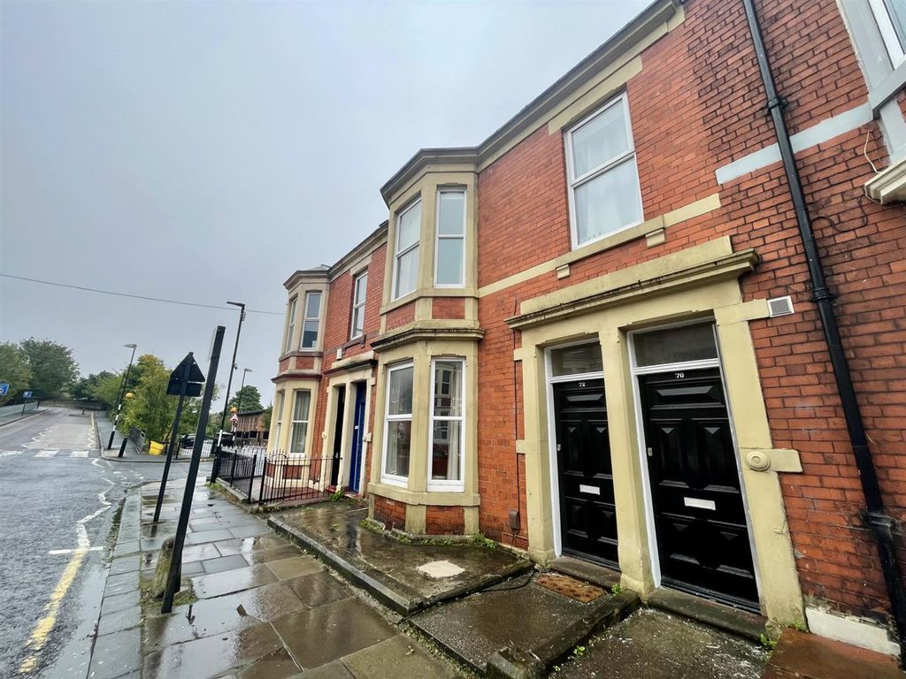 Property photo 1 of 8 72 For Ex.Jpg