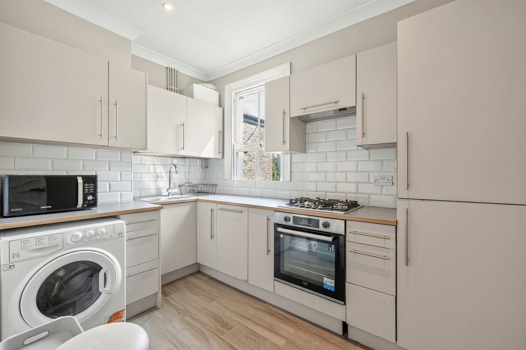 Property photo 2 of 11 Pbox-Img.Jpg