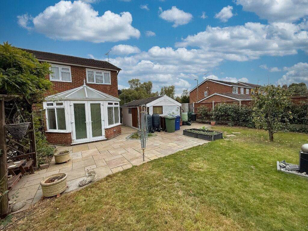 Property photo 2 of 19 Picture No. 32