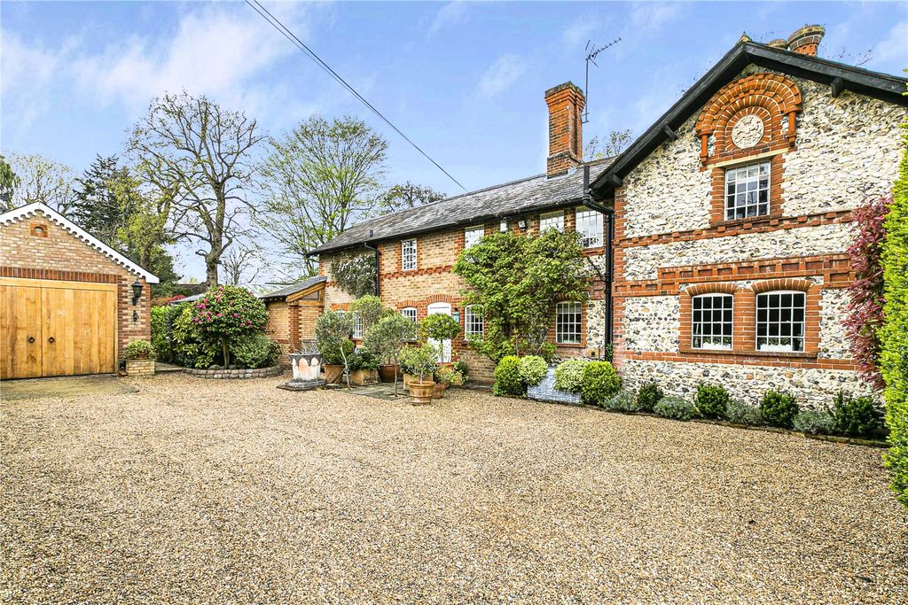 Property photo 1 of 16 Front Exterior