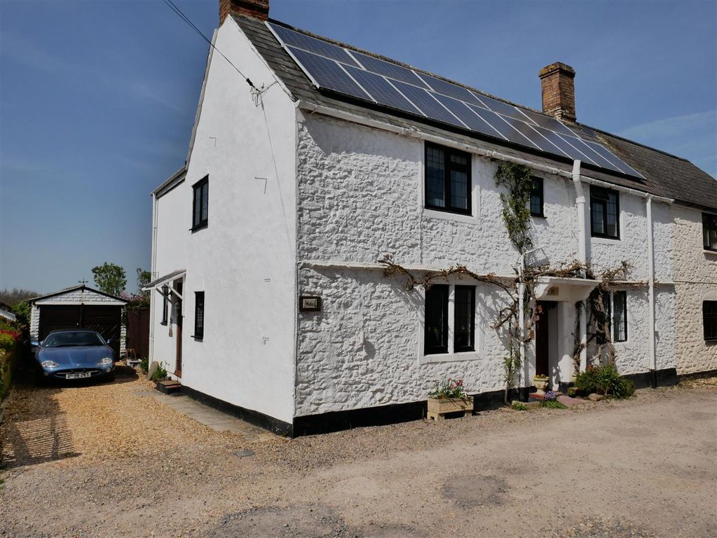 Property photo 3 of 32 P1350453.Jpg