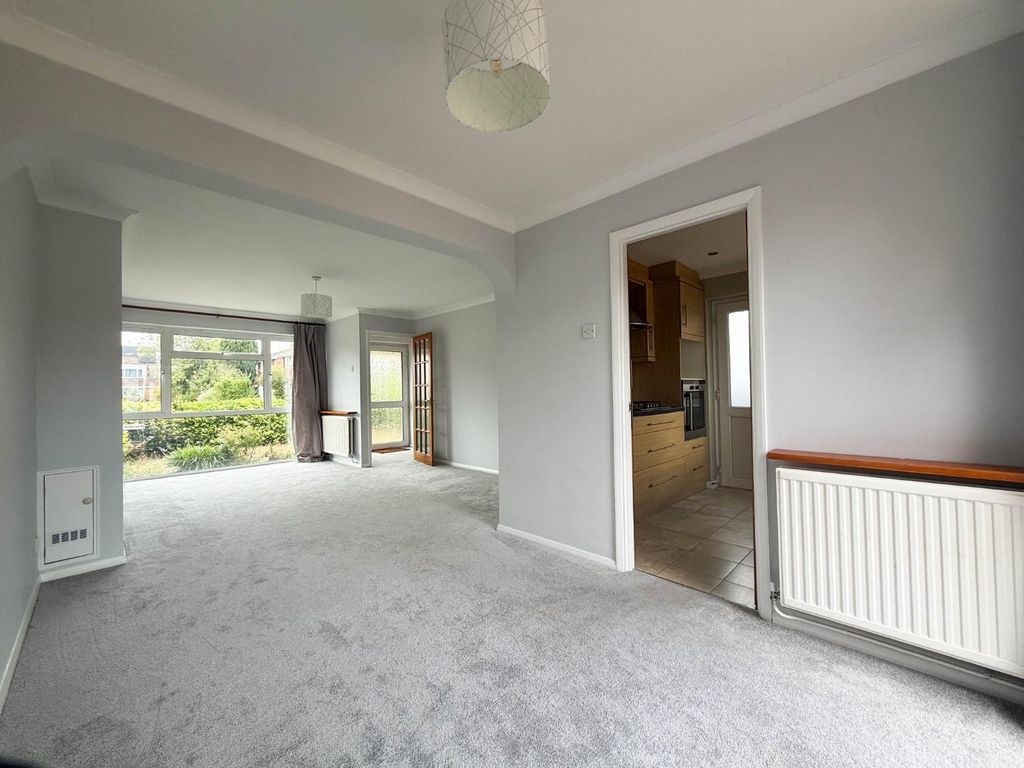 Property photo 2 of 11 Img_1410.Jpg