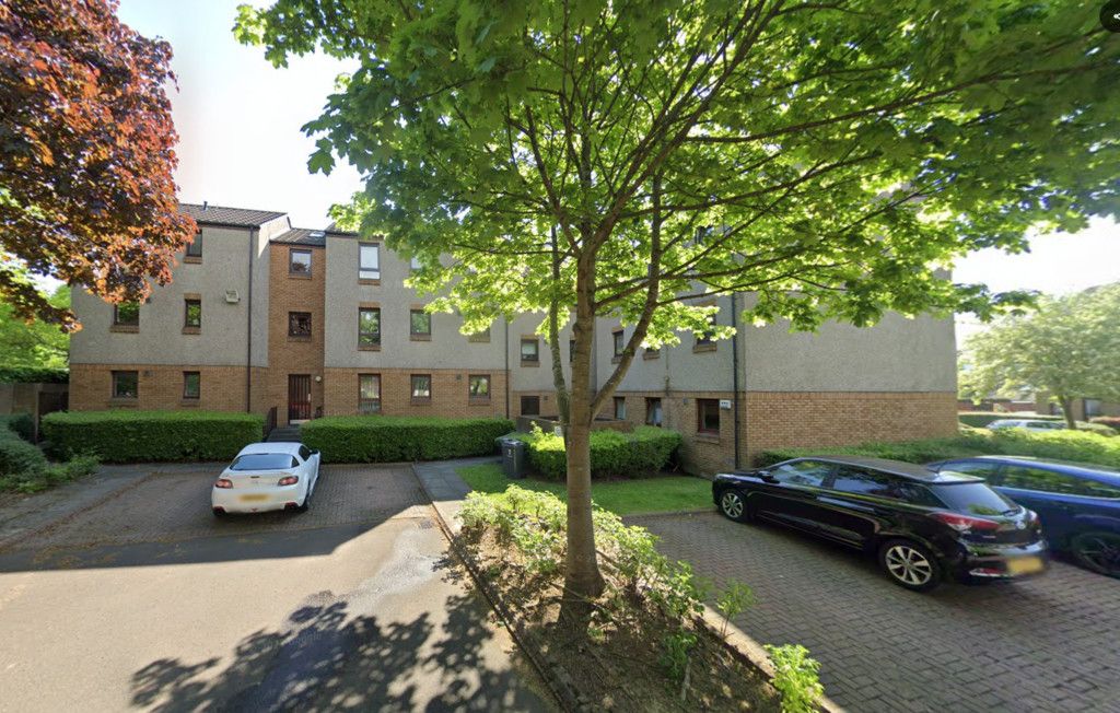 Property photo 2 of 14