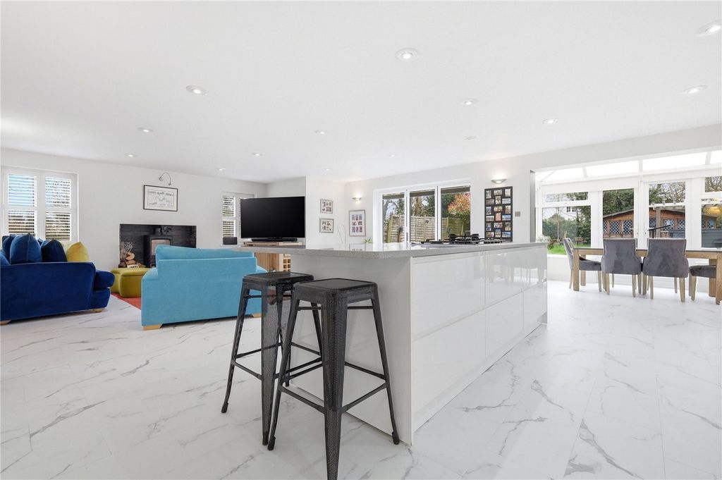 Property photo 2 of 21 Picture No. 40