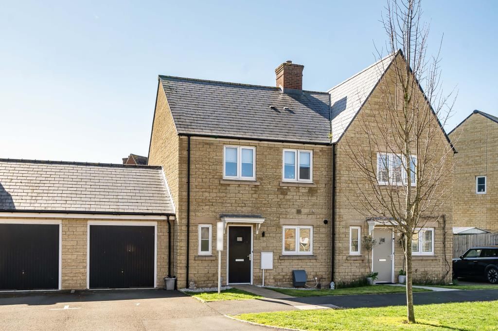 Property photo 1 of 20 Front Aspect