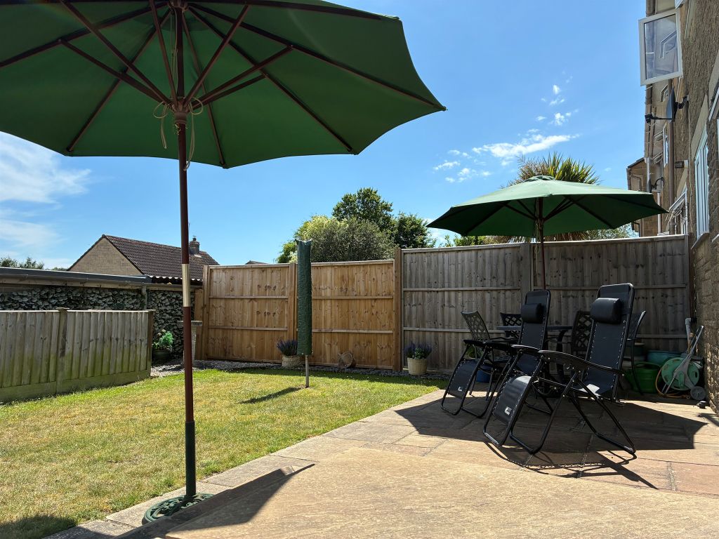 Property photo 3 of 17