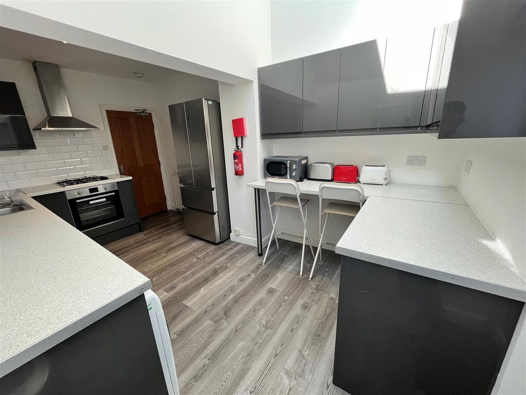 Property photo 2 of 11 2.Jpg