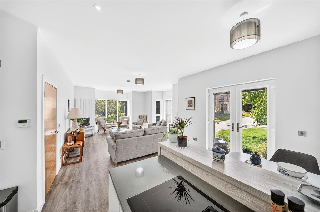 Additional image 7 of 2 bed flat for saleDrummond Hill, Inverness IV2