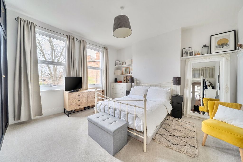 Property photo 3 of 16 Picture No. 20