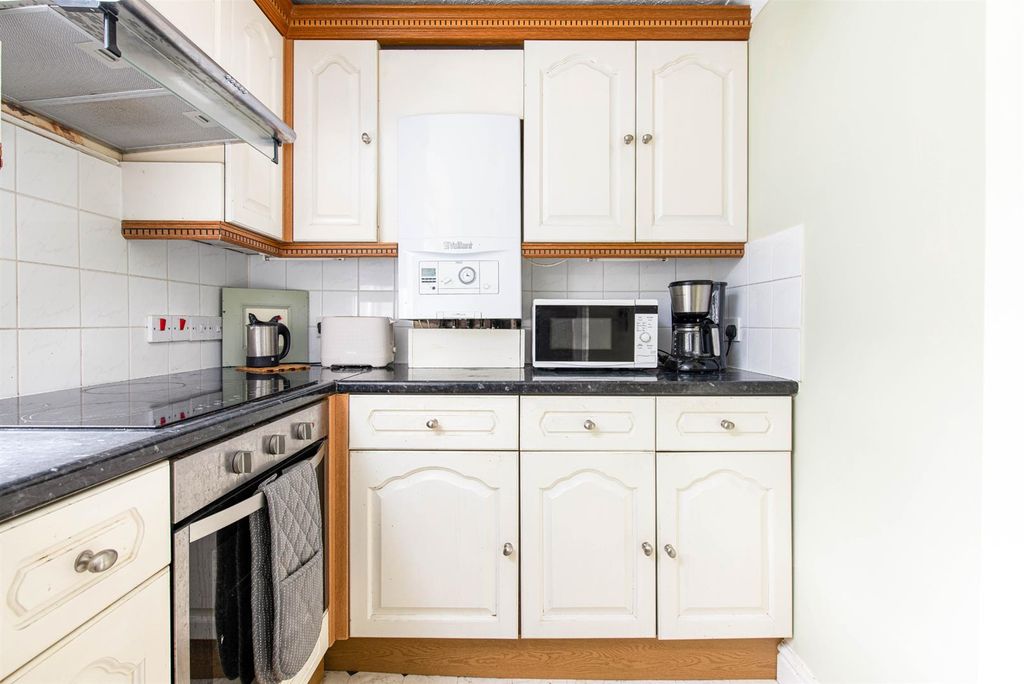 Property photo 2 of 15 Kitchen_2.Jpg