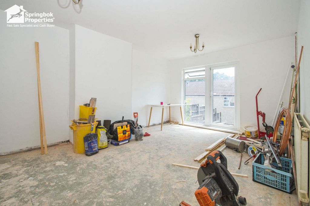 Property photo 3 of 14 Image 3
