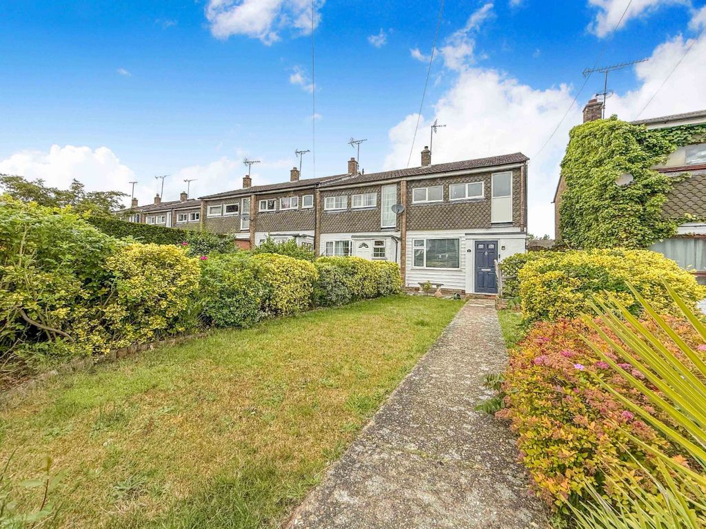 Property photo 1 of 13 5207580