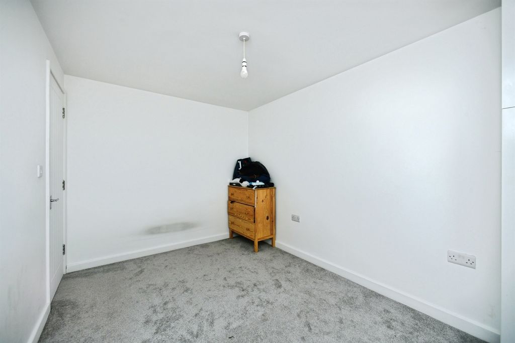 Additional image 10 of 10 bed flat for saleSouth Coast Road, Peacehaven BN10