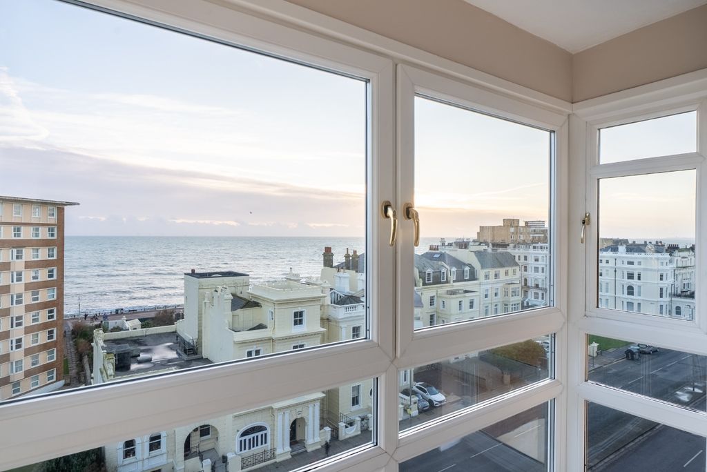 Property photo 2 of 14 4694403