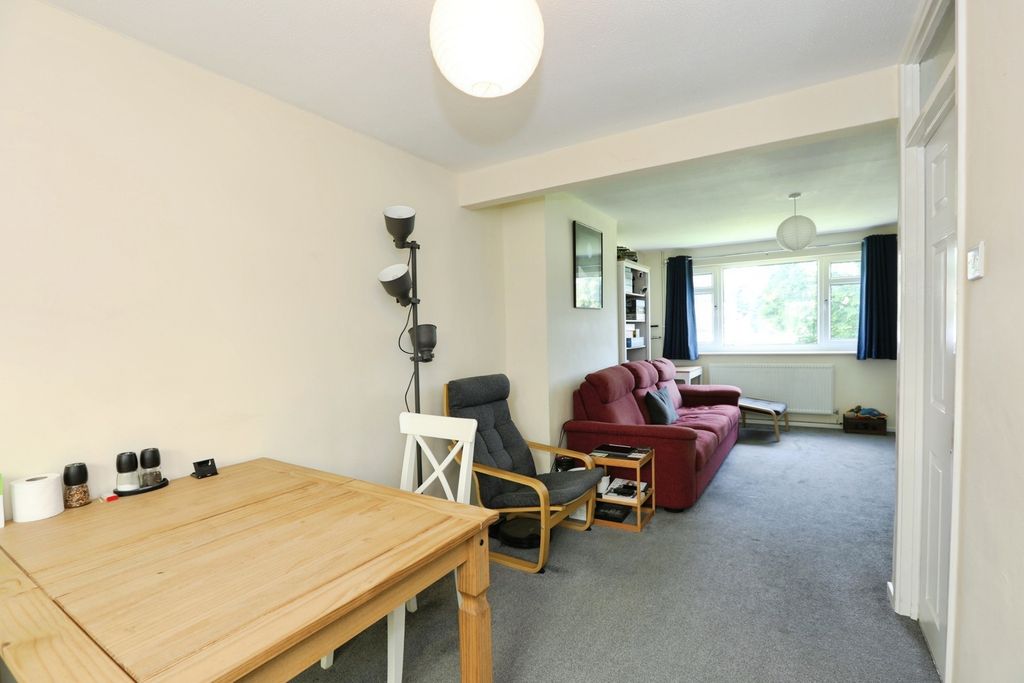 Property photo 3 of 14 Pbox-Img.Jpg