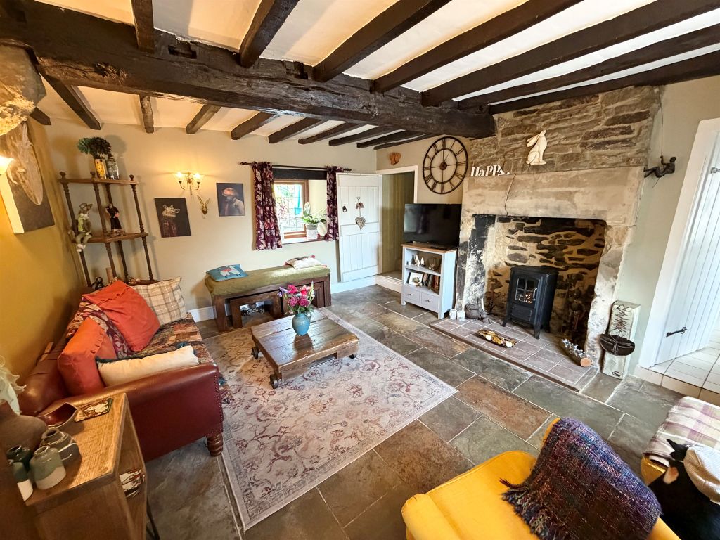 Property photo 3 of 16