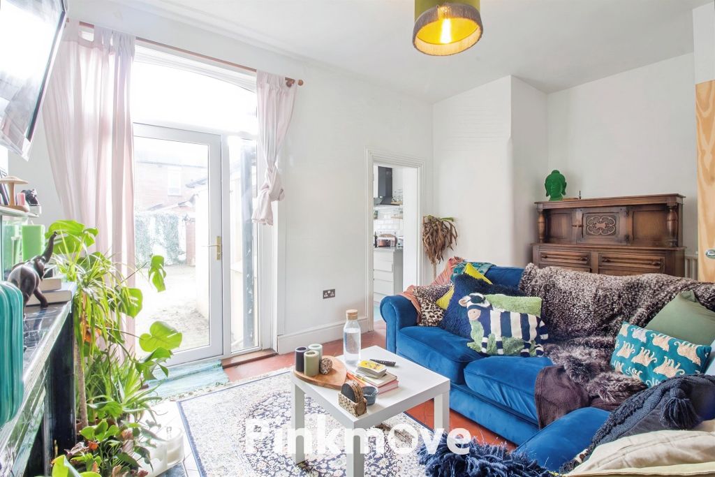 Property photo 2 of 16