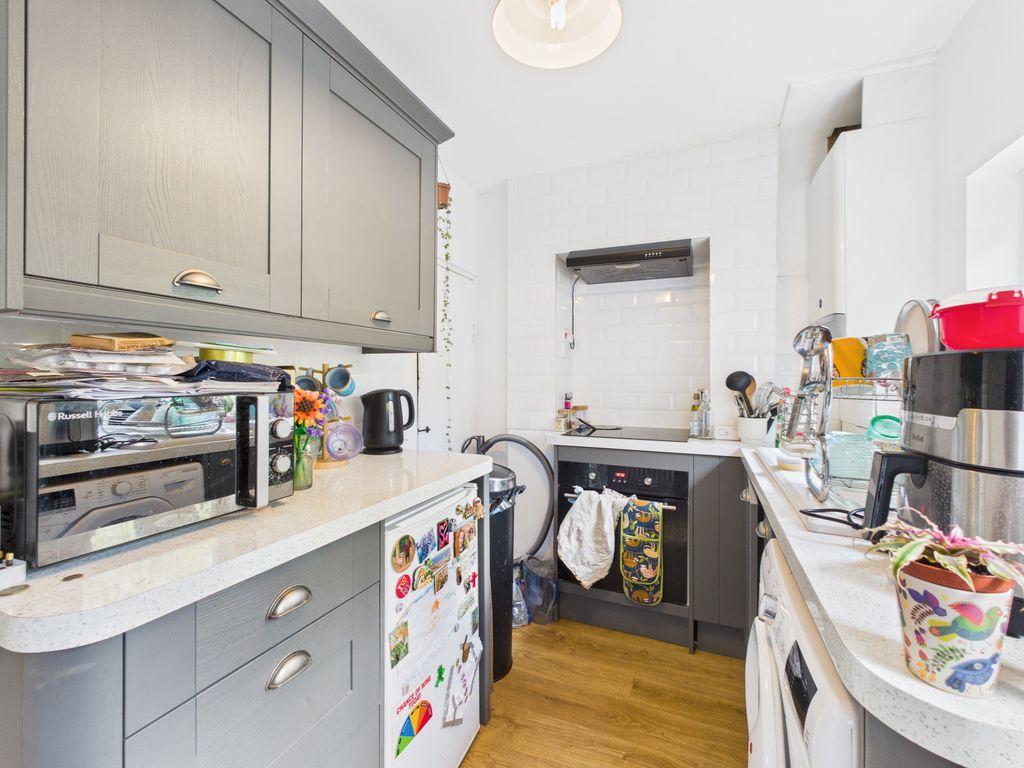 Property photo 3 of 6