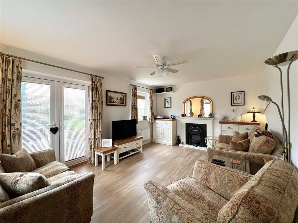 Property photo 2 of 22 Picture No. 04