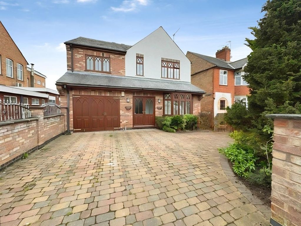 Property photo 1 of 3