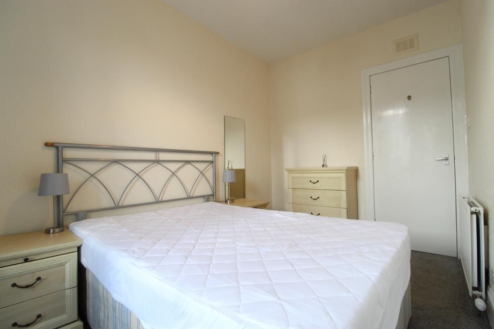 Property photo 3 of 5 Bedroom 1