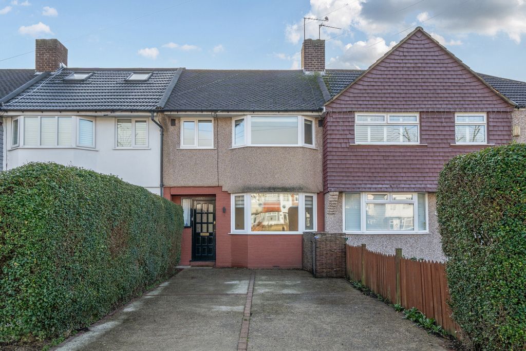 Property photo 1 of 24 External