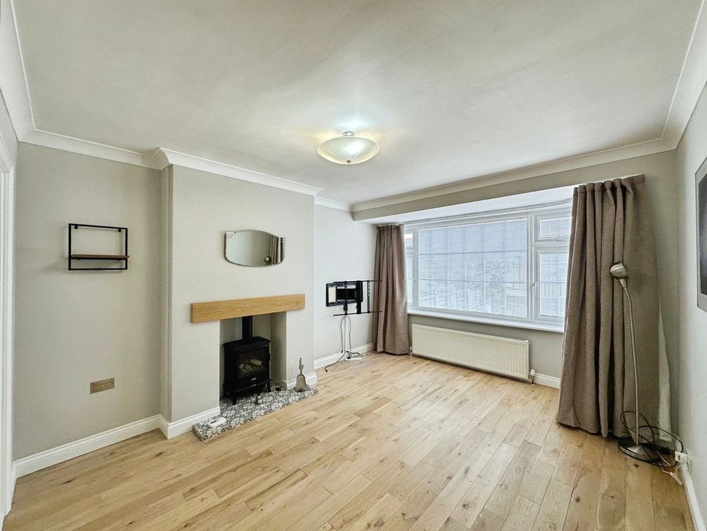 Property photo 2 of 18 Photo 6