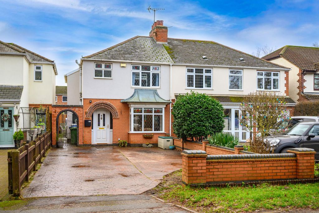 Property photo 1 of 26 Front (Exterior)