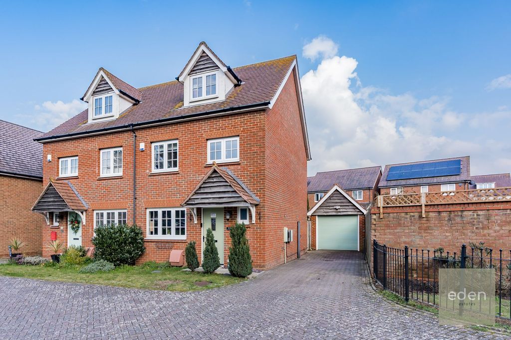 Property photo 1 of 25