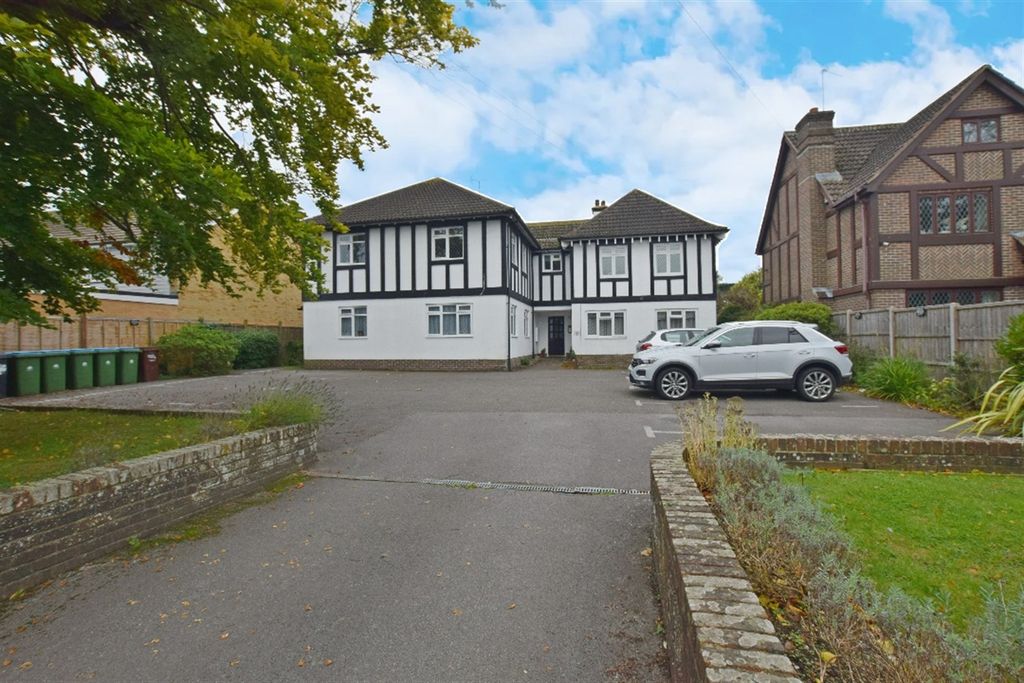 Property photo 1 of 7 (Main)