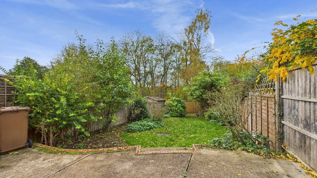 Property photo 3 of 11