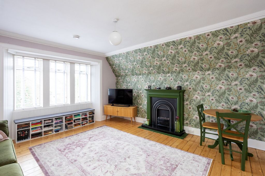 Property photo 3 of 24